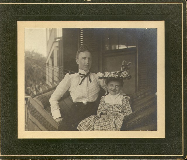 Mary Hannah Carter Wiley and Marjorie.jpg